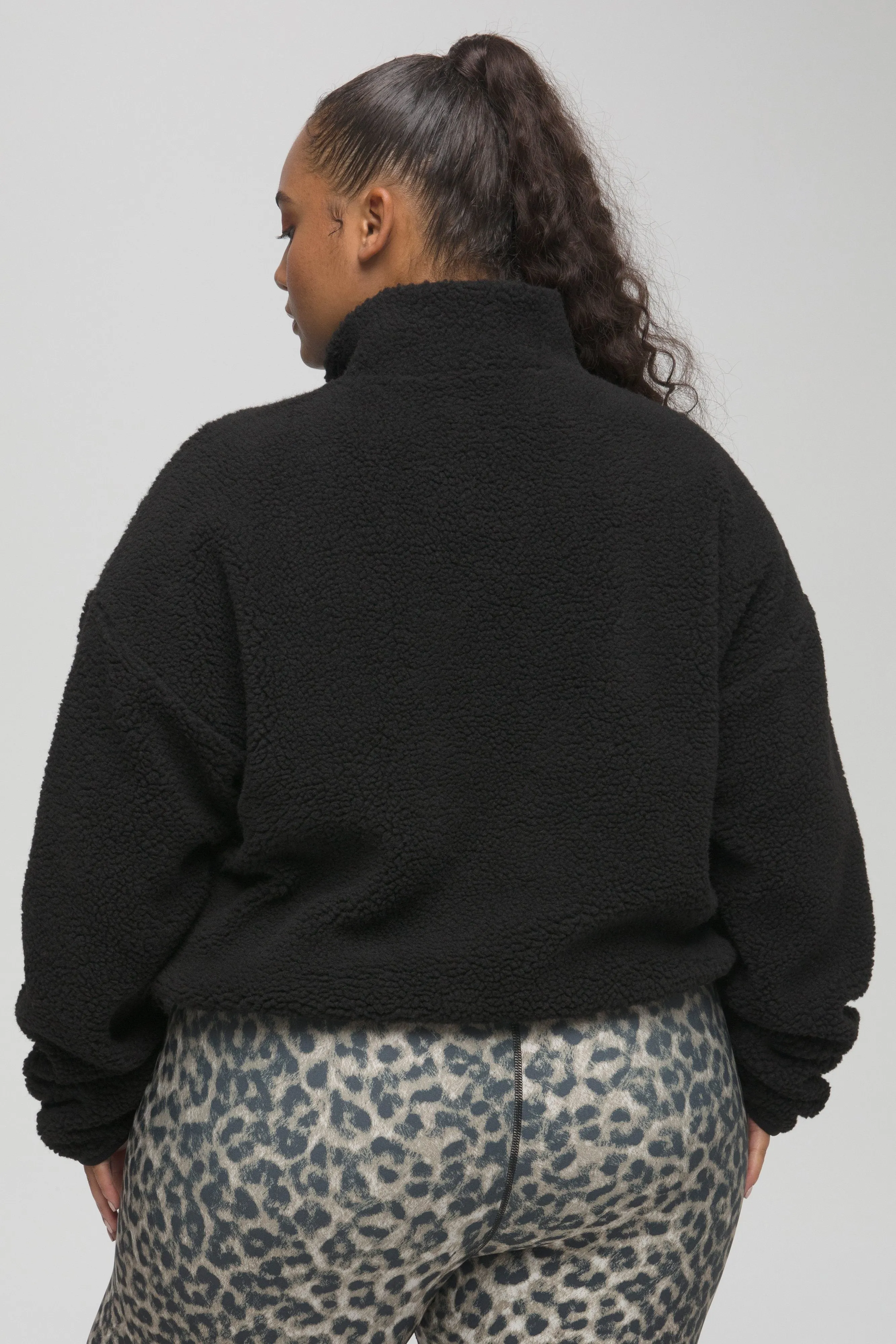 ALL DAY COMFY PULLOVER | BLACK001