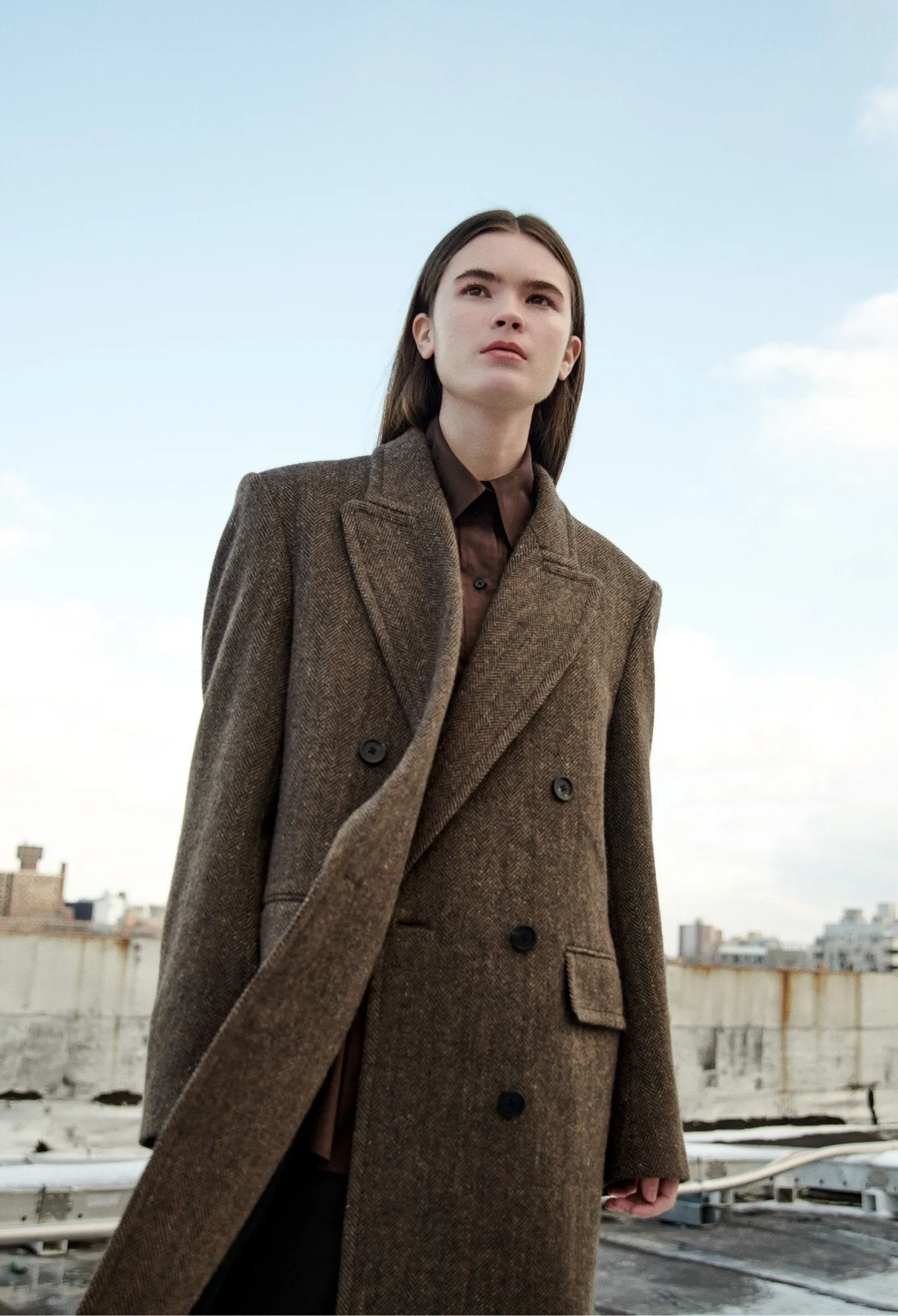 ASTOR - Double-Breasted Wool Coat in Brown Herringbone