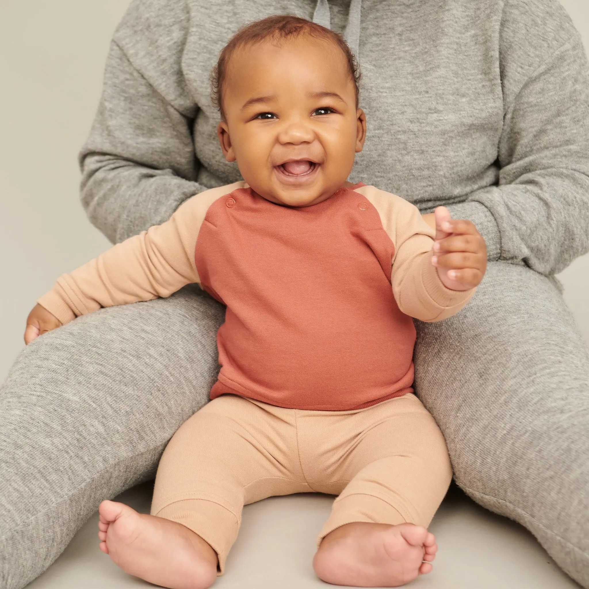 Caramel Raglan Sleeve Sweatshirt & Jogger Set