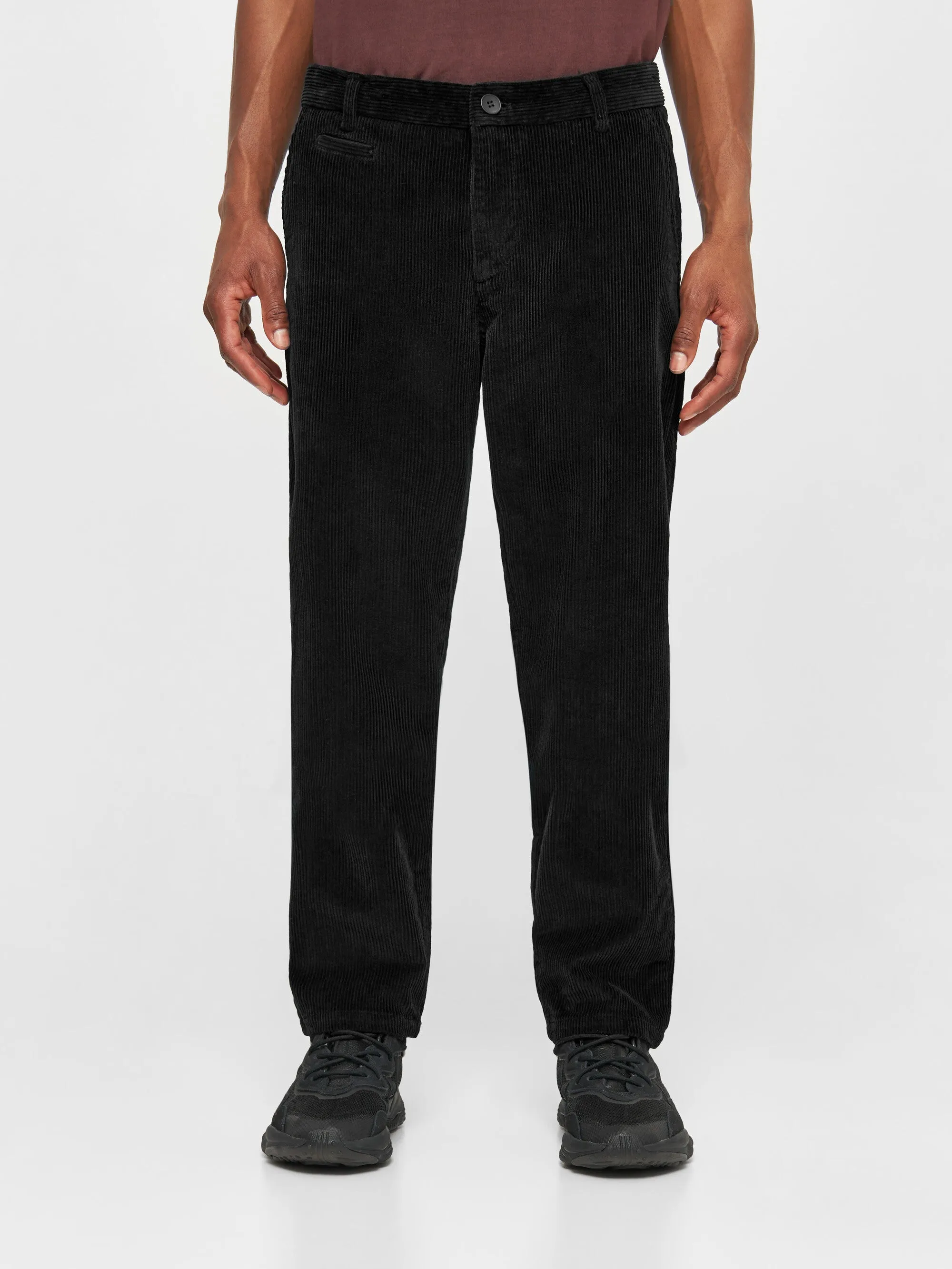 CHUCK regular 8-wales corduroy chino pants - Black Jet