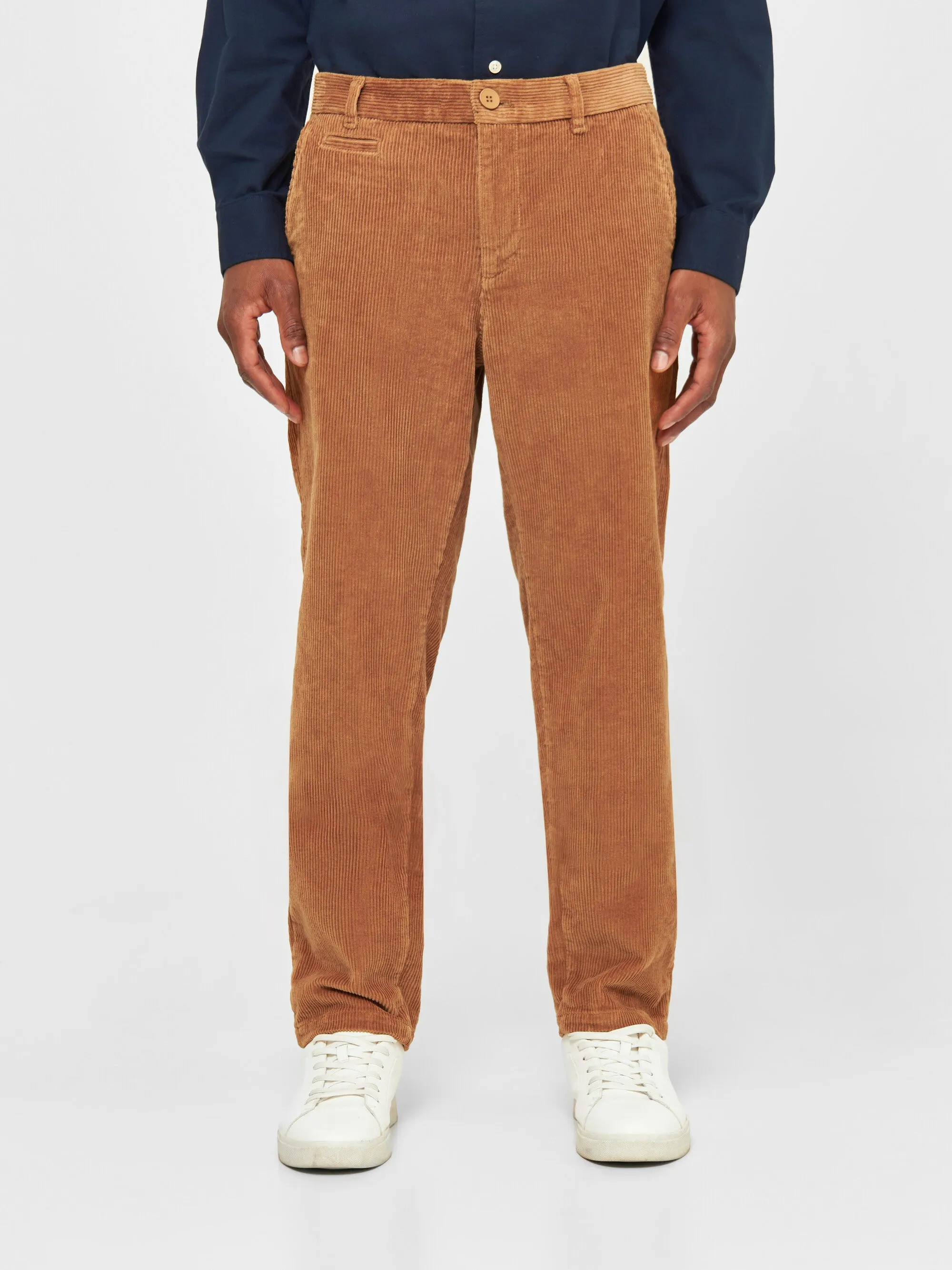 CHUCK regular 8-wales corduroy chino pants - Brown Sugar