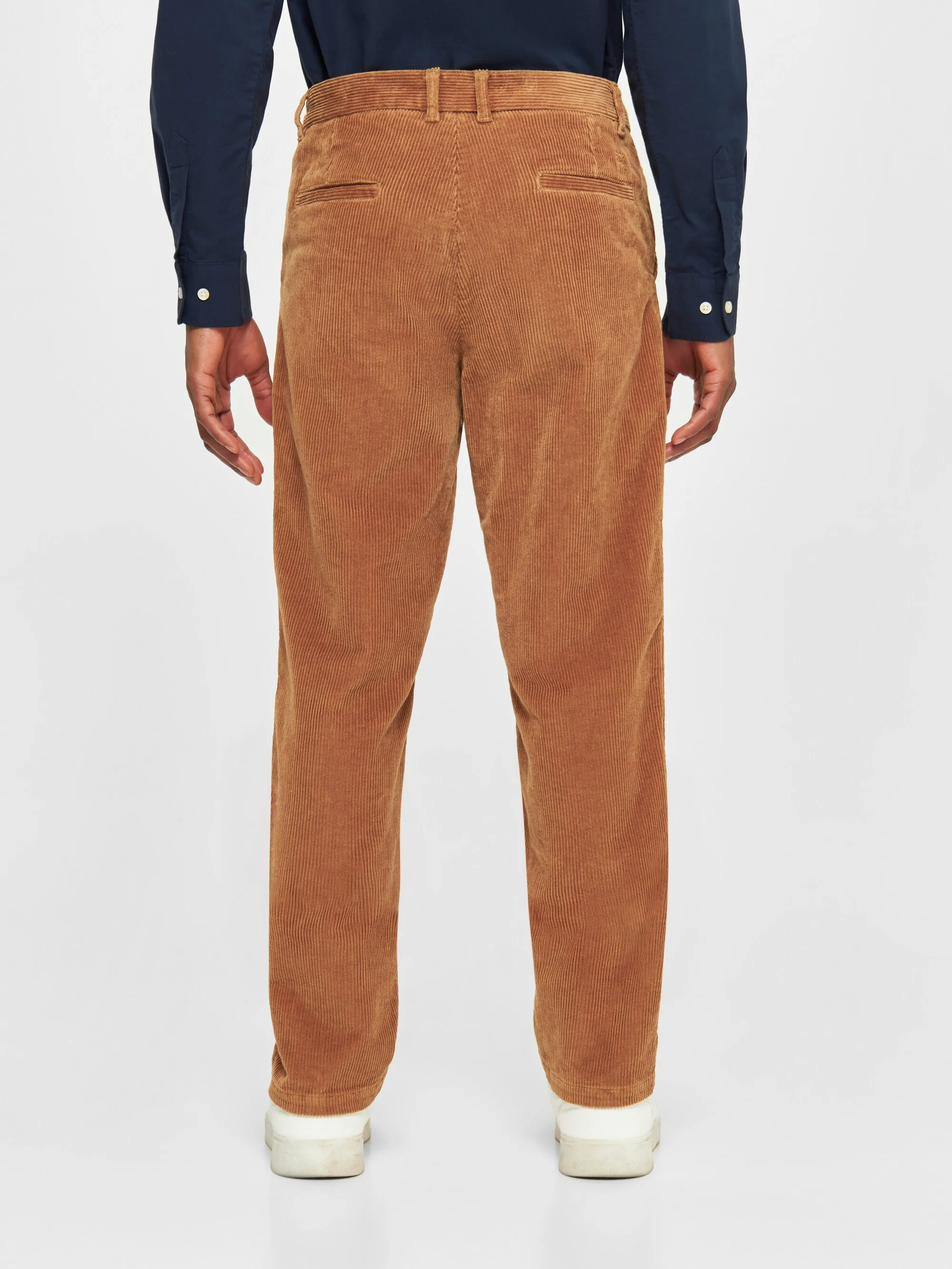 CHUCK regular 8-wales corduroy chino pants - Brown Sugar