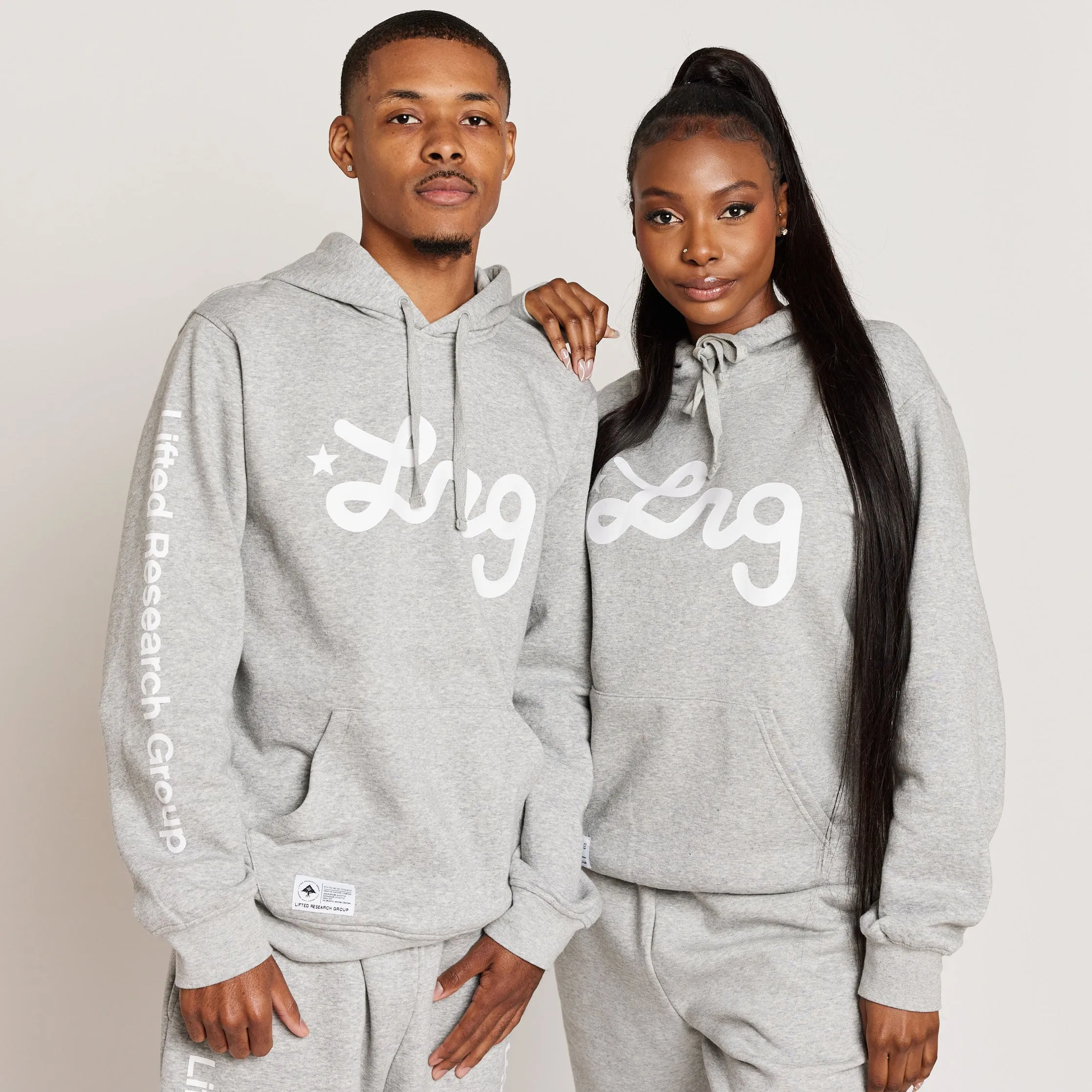 LIFTED SCRIPT PULLOVER HOODIE - HEATHER GREY