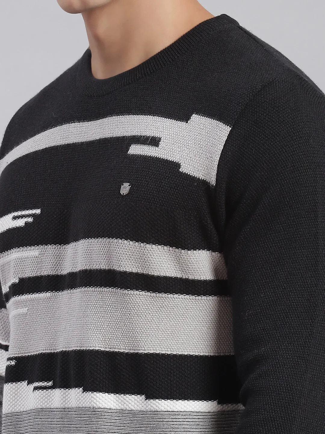 Men Black Self Design Round Neck Full Sleeve Sweaters/Pullovers