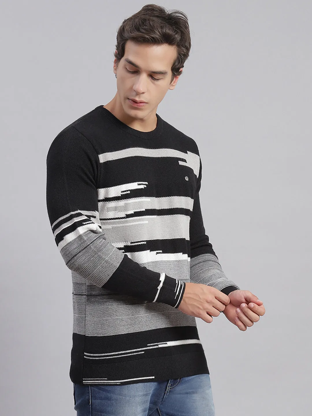 Men Black Self Design Round Neck Full Sleeve Sweaters/Pullovers