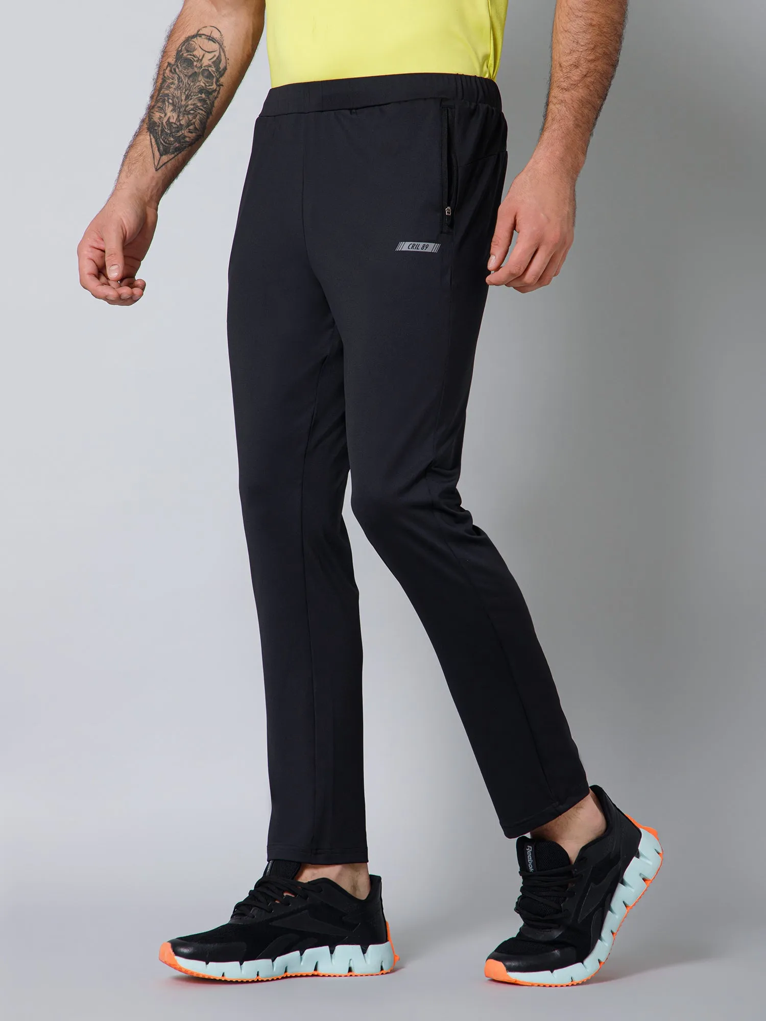 Men Black Solid Full Length Regular Fit Active Wear Track Pant