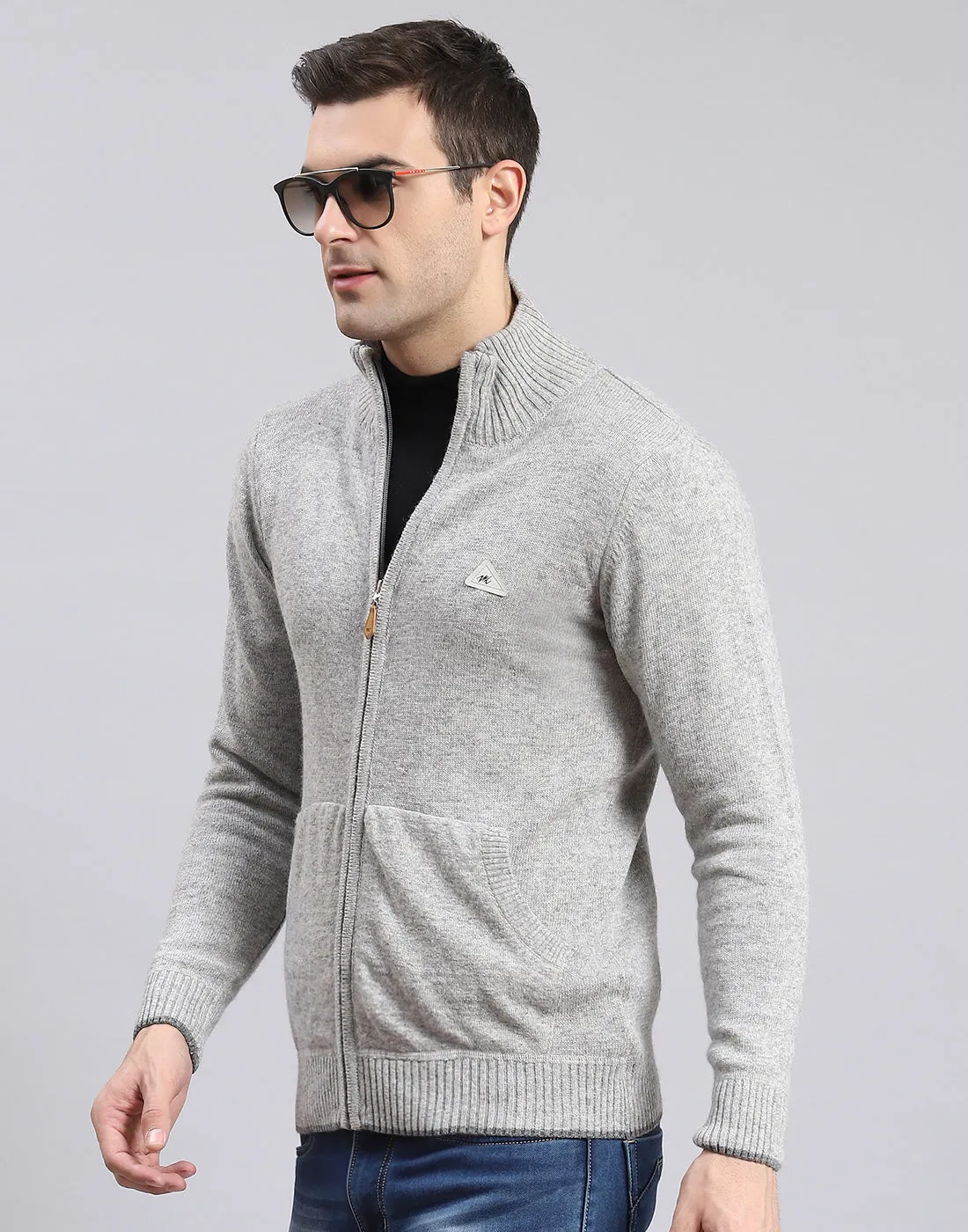 Men Grey Solid Stand Collar Full Sleeve Sweater