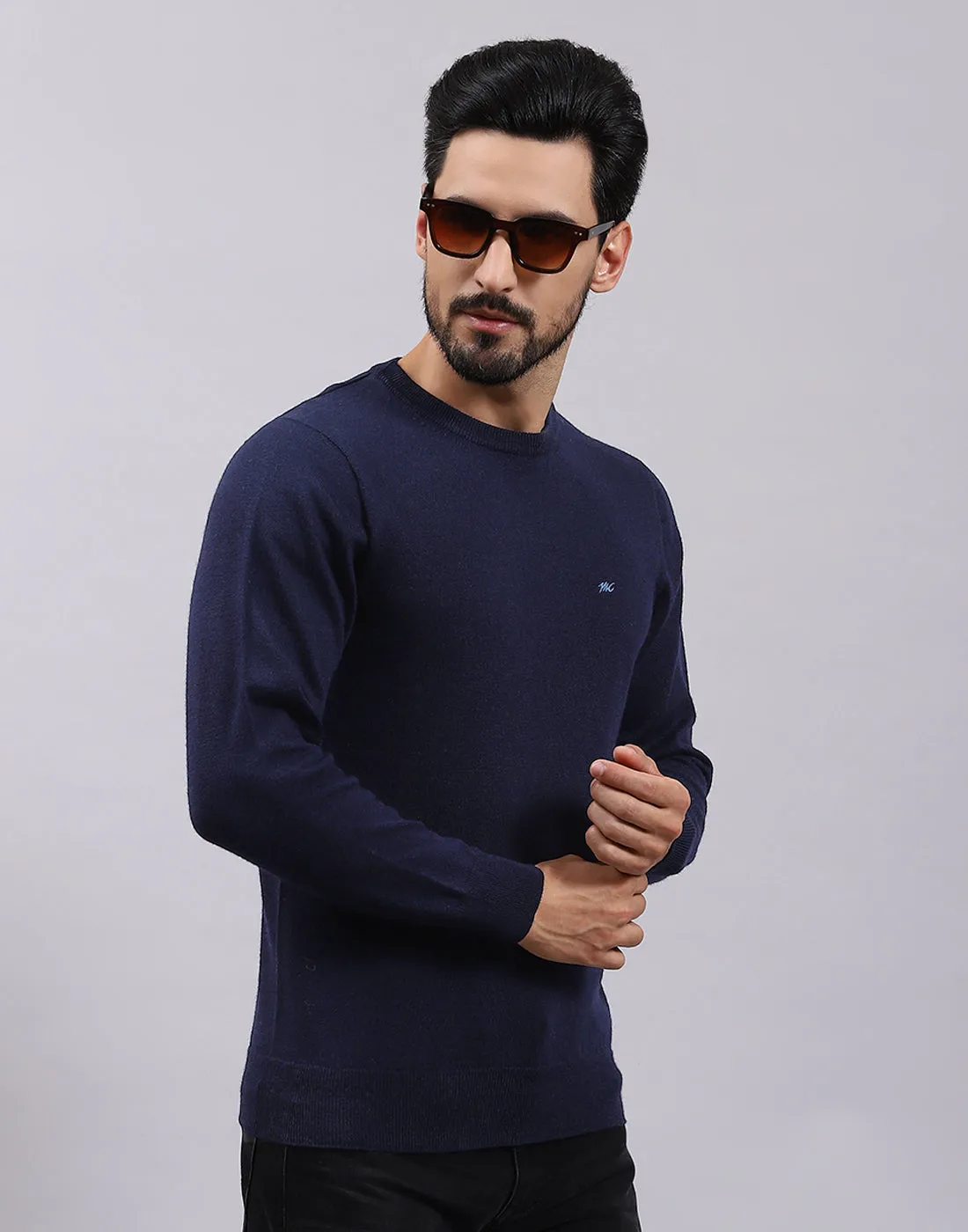 Men Navy Blue Solid Round Neck Full Sleeve Pullover