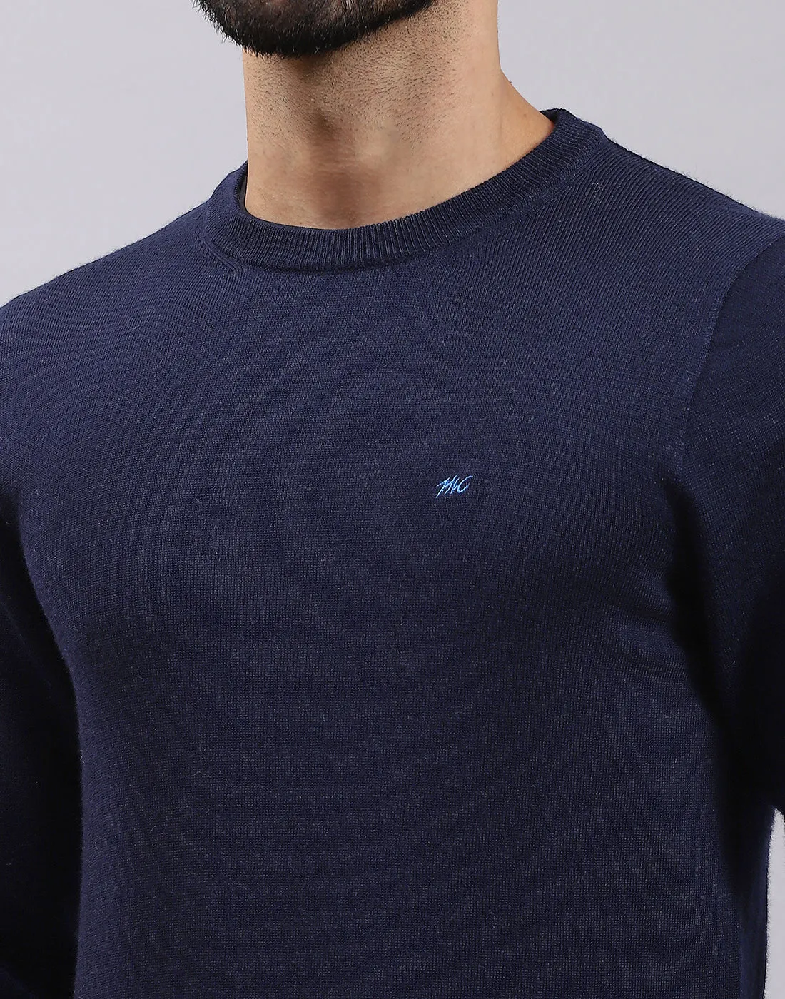 Men Navy Blue Solid Round Neck Full Sleeve Pullover