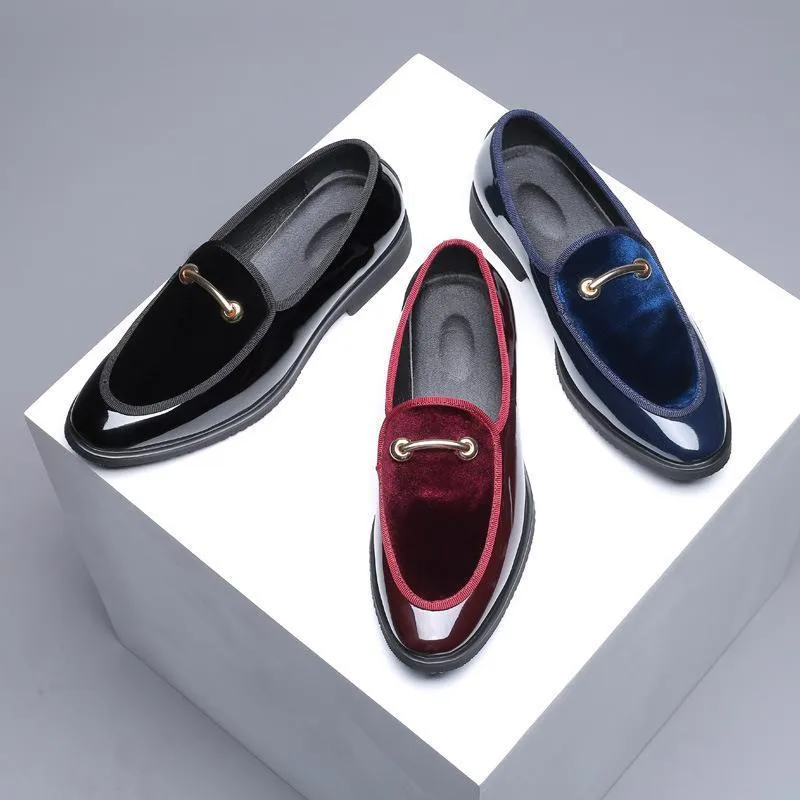 Men's Casual Fashion Metal Accessories Slip On Leather Shoes