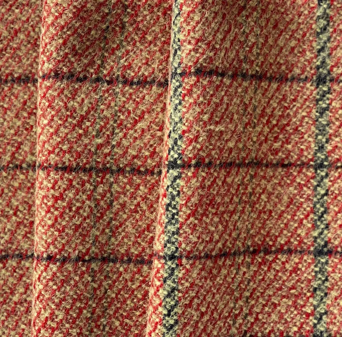 Mid-Weight Corn & Barn Red Textured Wool Tweed Plaid (Made in Italy)