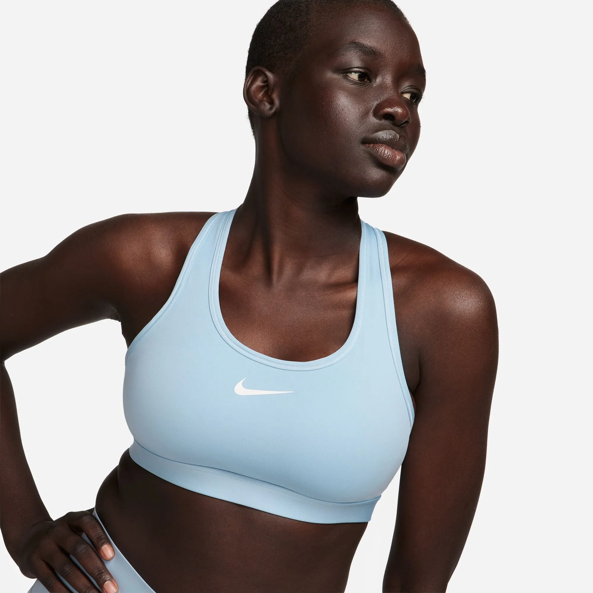 Nike Women's Swoosh Medium Support Padded Sports Bra