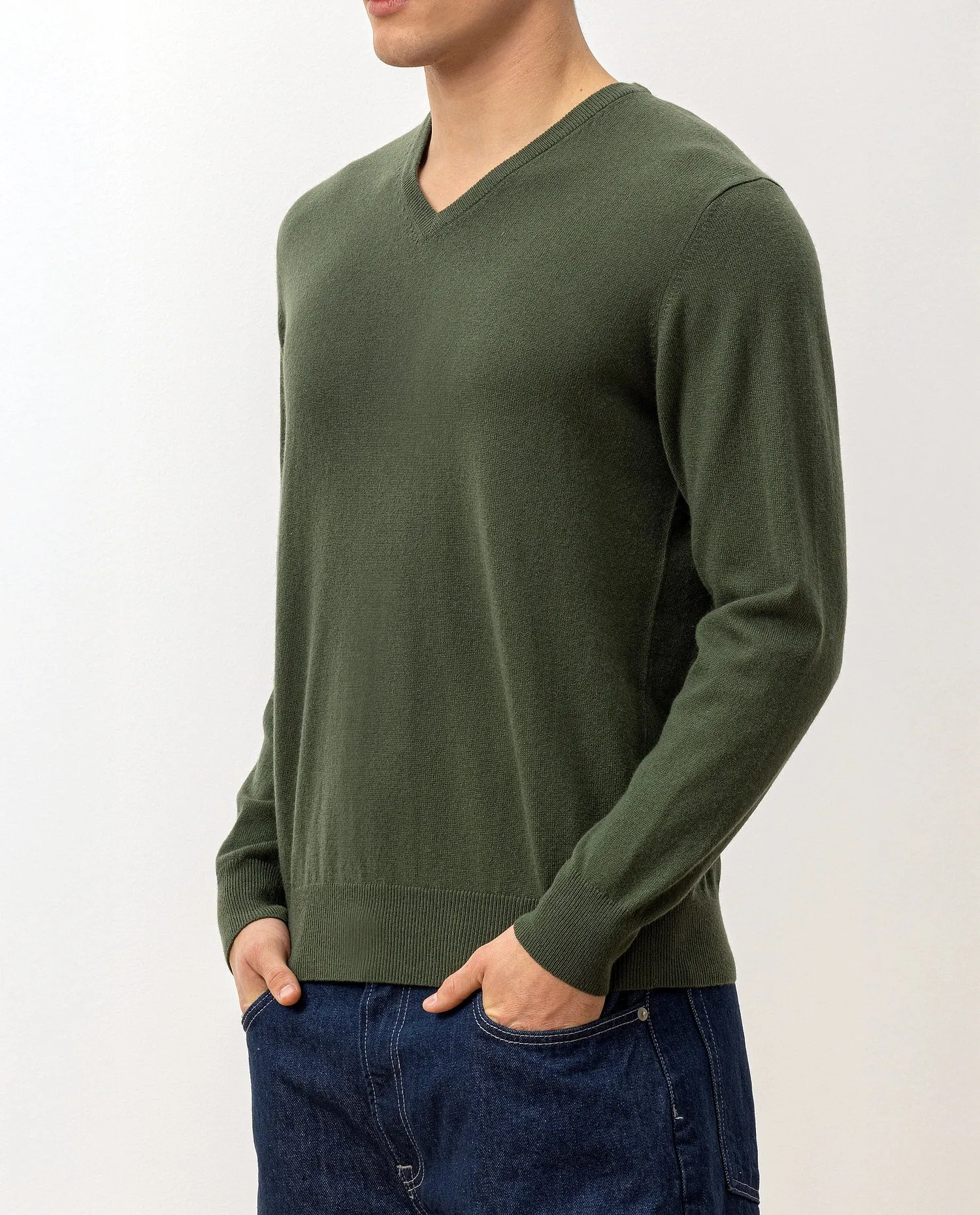 V-Ausschnitt Pullover aus Cashmere in Grün