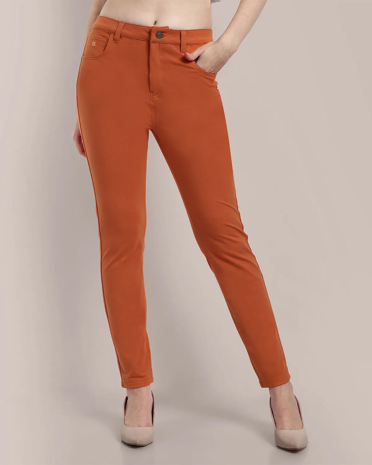 Women Clay Regular Fit Casual Pant